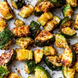 Crispy air fryer zucchini