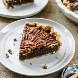 easy chocolate pecan pie recipe perfect for pie beginners
