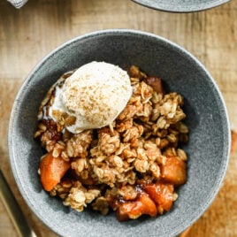 Easy crock pot apple crisp