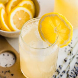fresh Lavender Lemonade in glasses
